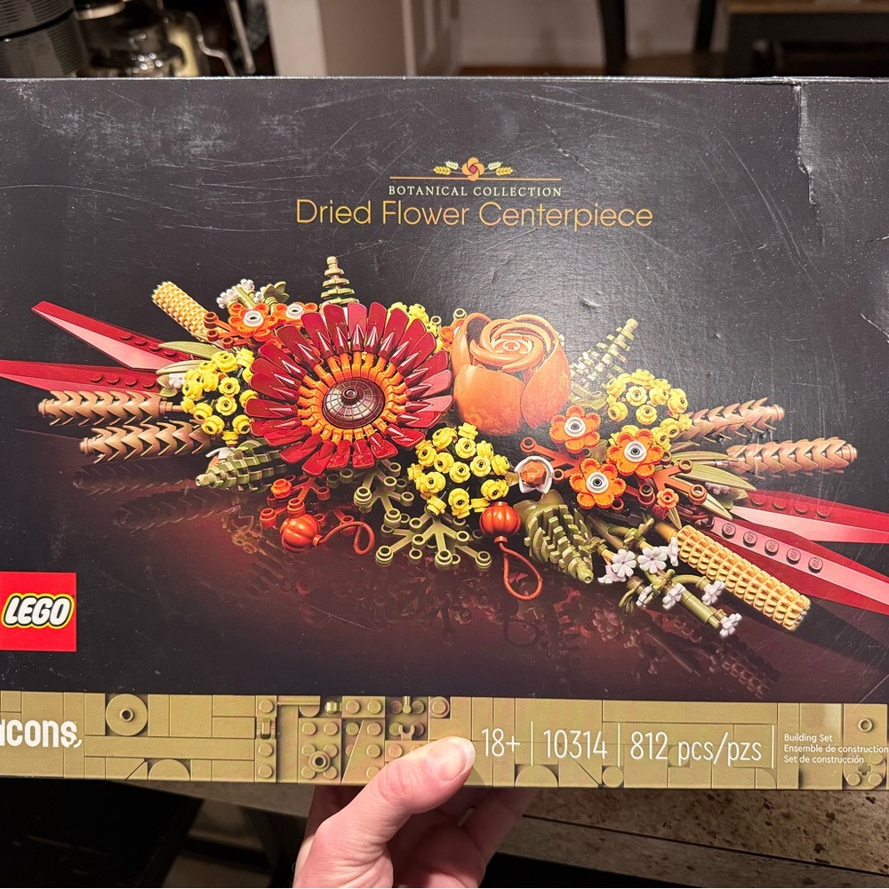 LEGO Botanical Collection Dried Flower Centerpiece